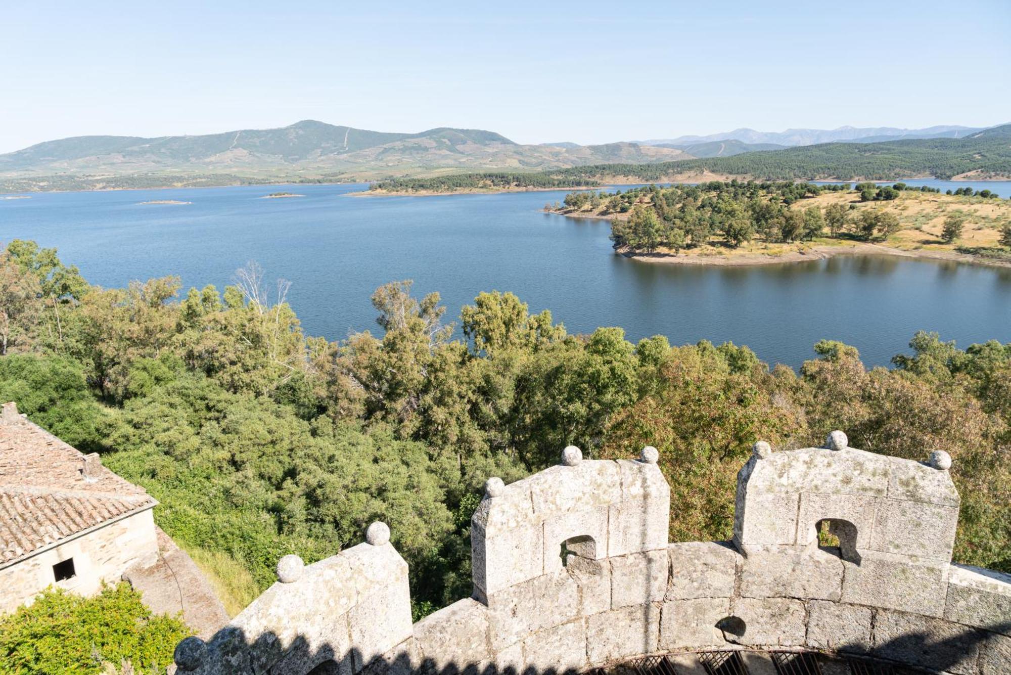 Salugral Termal Resort Hervas Exterior photo