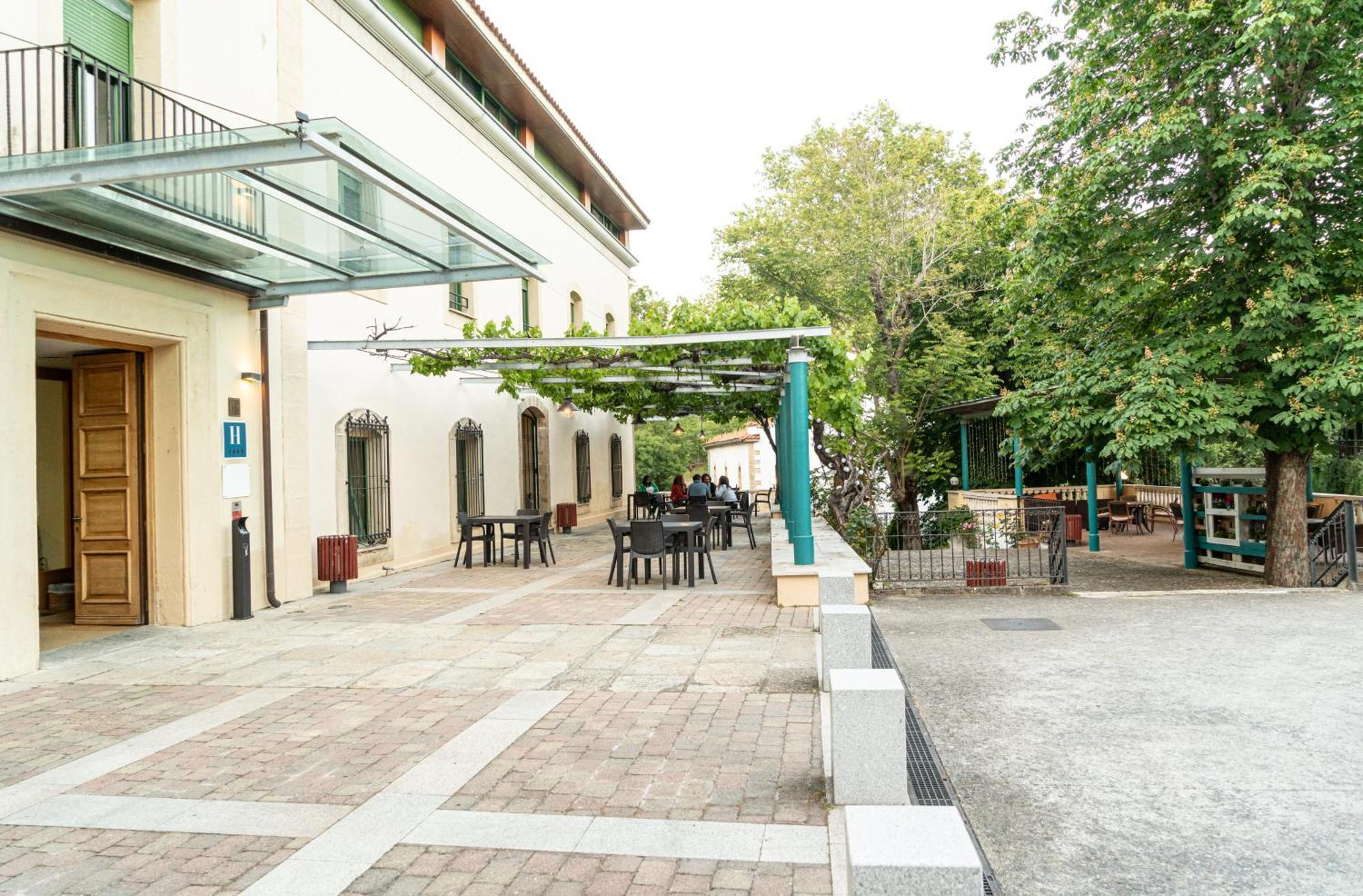 Salugral Termal Resort Hervas Exterior photo