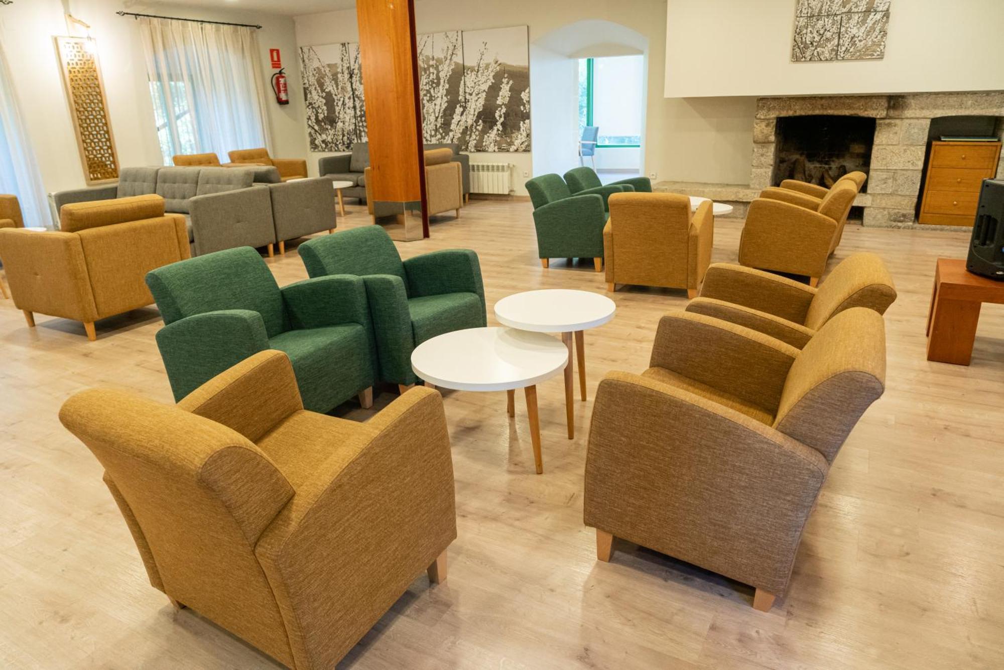 Salugral Termal Resort Hervas Exterior photo