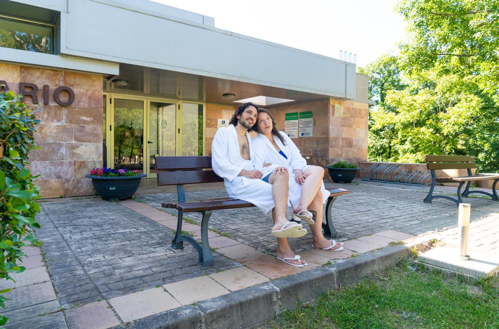 Salugral Termal Resort Hervas Exterior photo